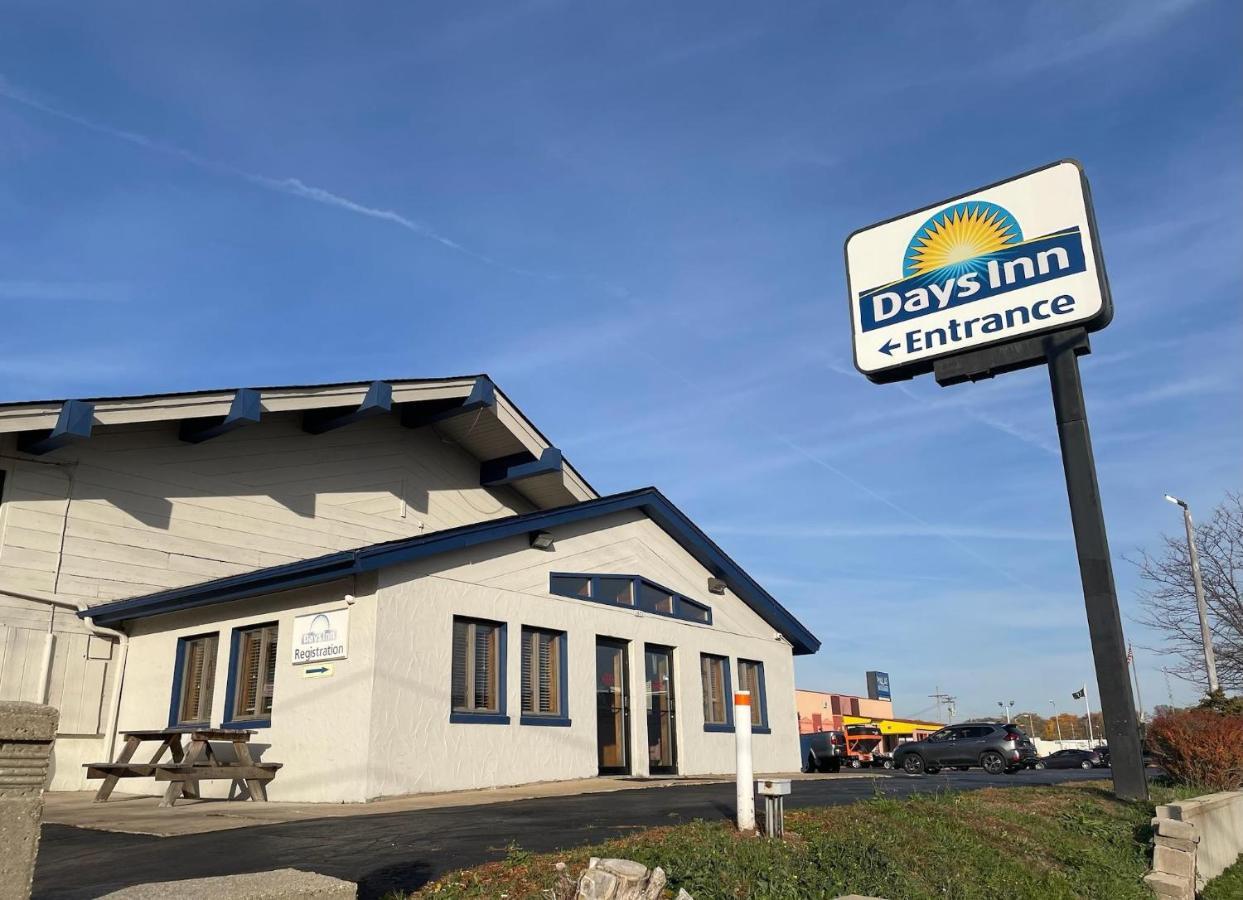 Days Inn By Wyndham West Allis/Milwaukee מראה חיצוני תמונה